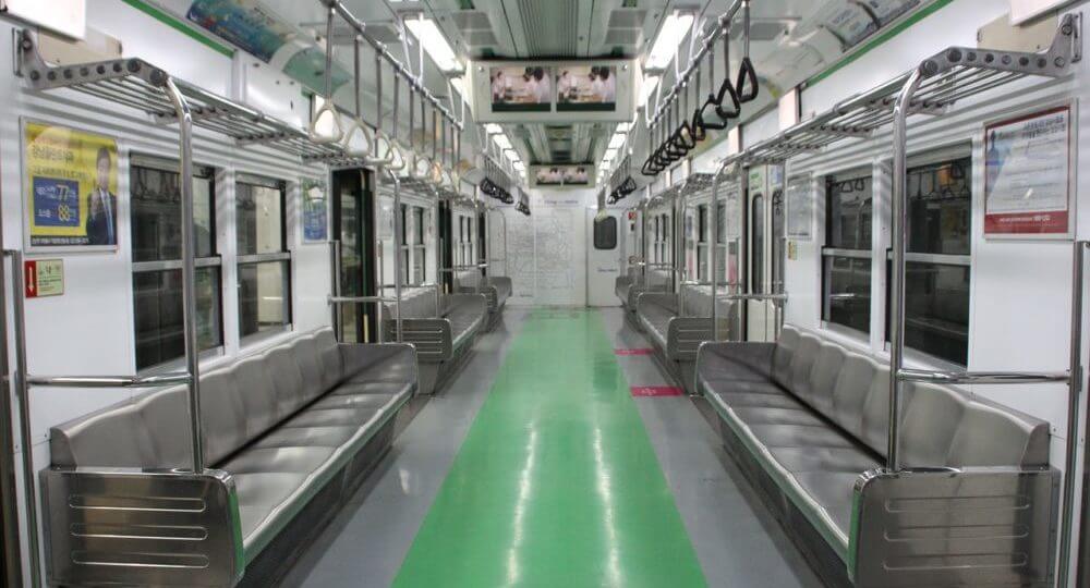 電車で寝過ごす